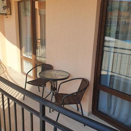 Private Apartment In Star Dreams Complex Sveti Vlas Exterior photo