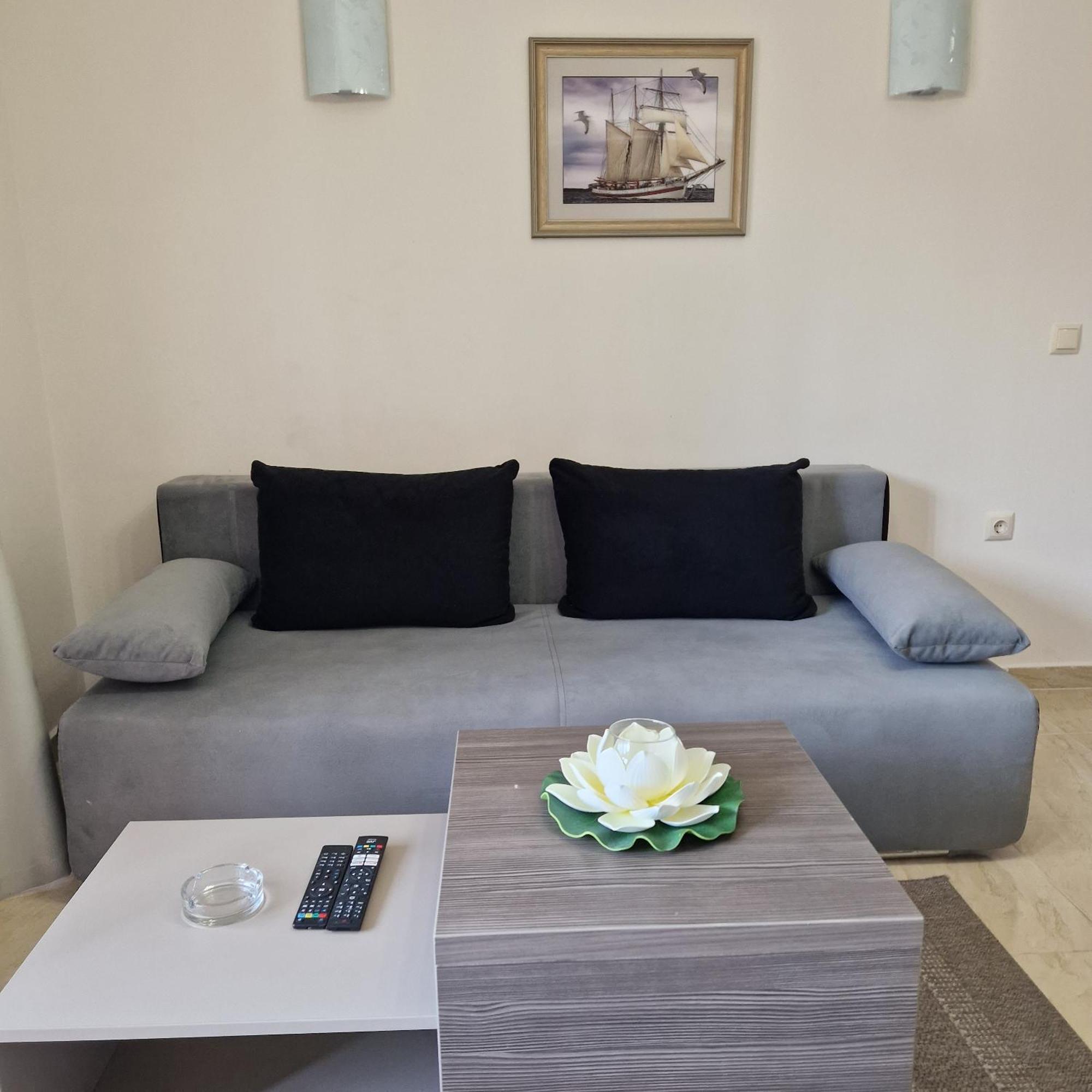 Private Apartment In Star Dreams Complex Sveti Vlas Exterior photo